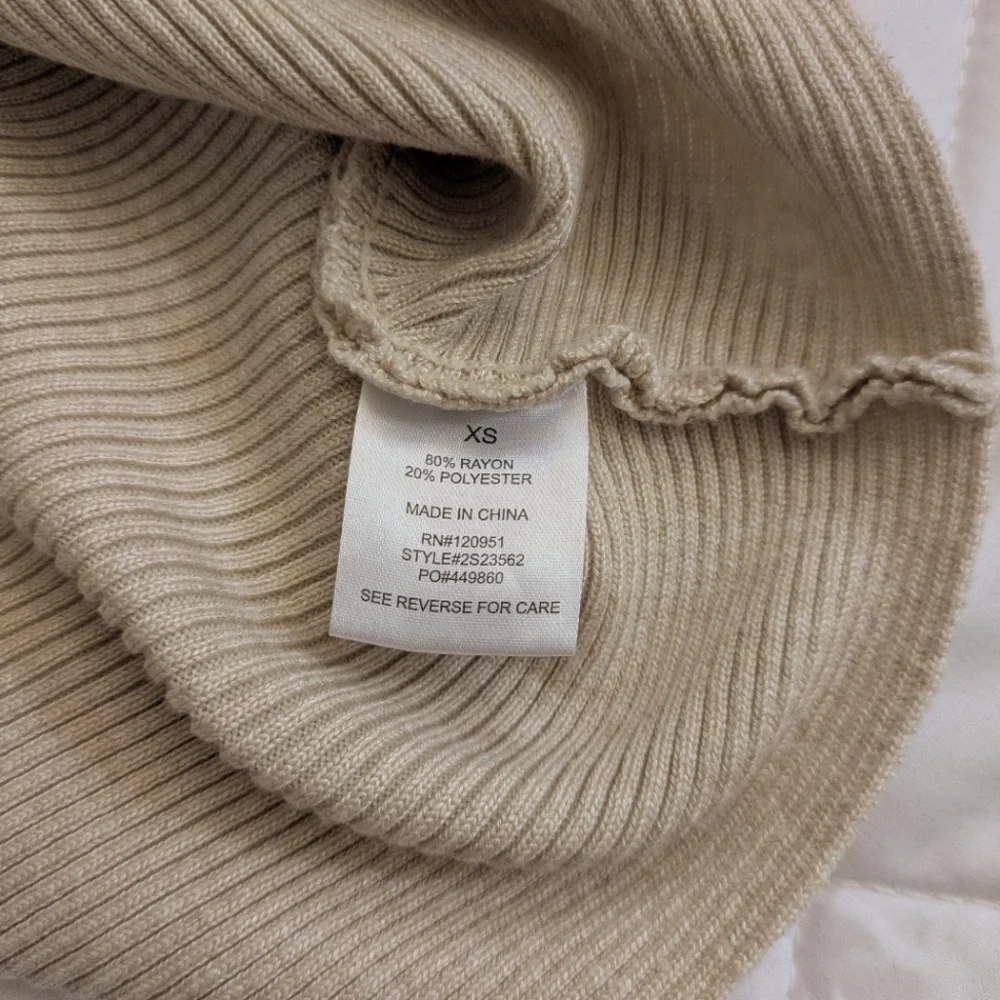Women Ribbed cream Sweater - Picture 5 of 9